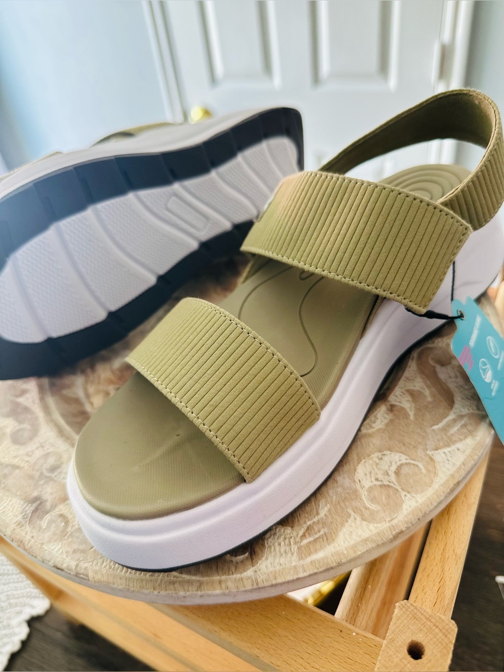 ZeroXposur Olive Platform Sport Sandals - Picture 4 of 5